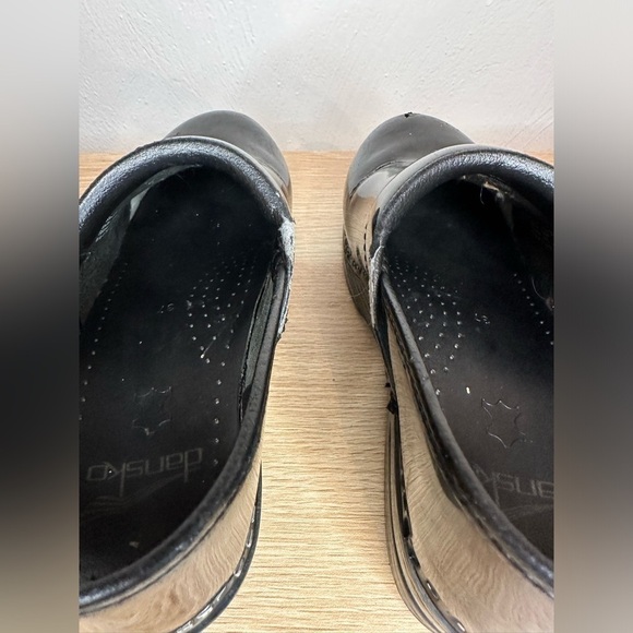 Dansko Womens Professional Black Shiny Clogs Work Nursing Shoes 37 - Picture 11 of 16
